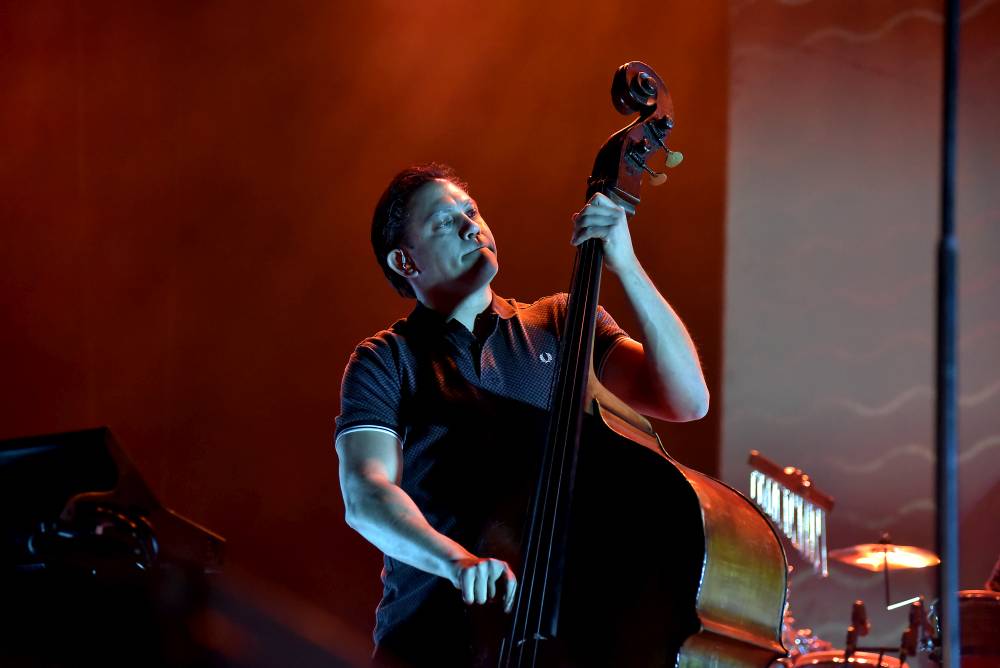 Caro Emerald proměnila Forum Karlín ve swingovou tančírnu 