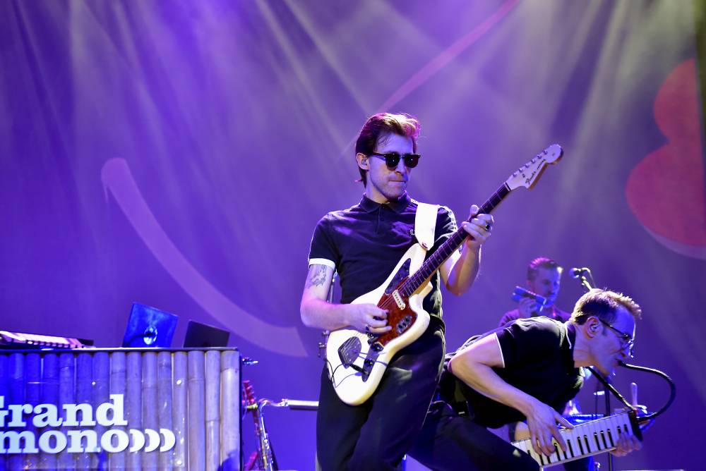 Caro Emerald proměnila Forum Karlín ve swingovou tančírnu 