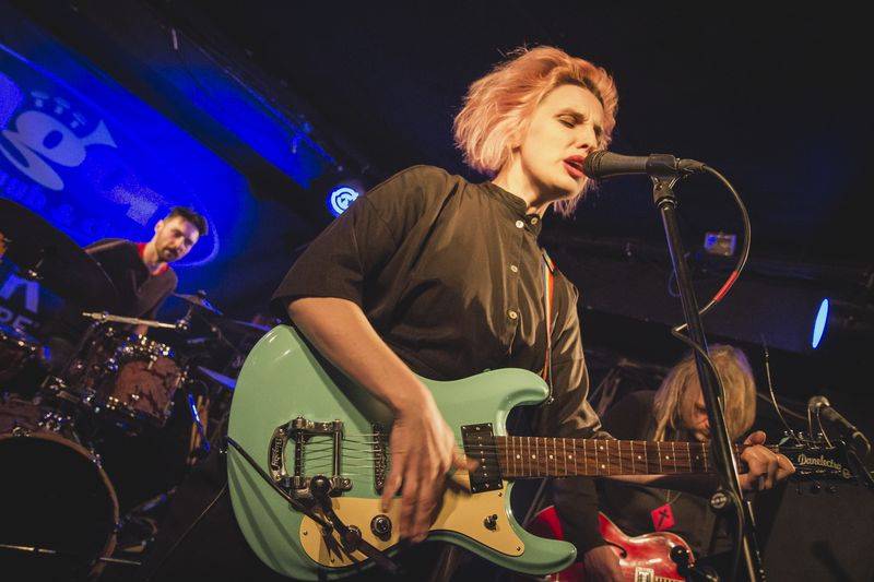 Mucha zazpívala své peprné songy v pražském Vagonu