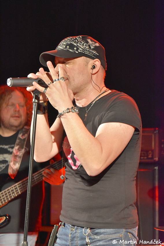David Reece, bývalý zpěvák Accept, přijel se svými Sainted Sinners do Plzně