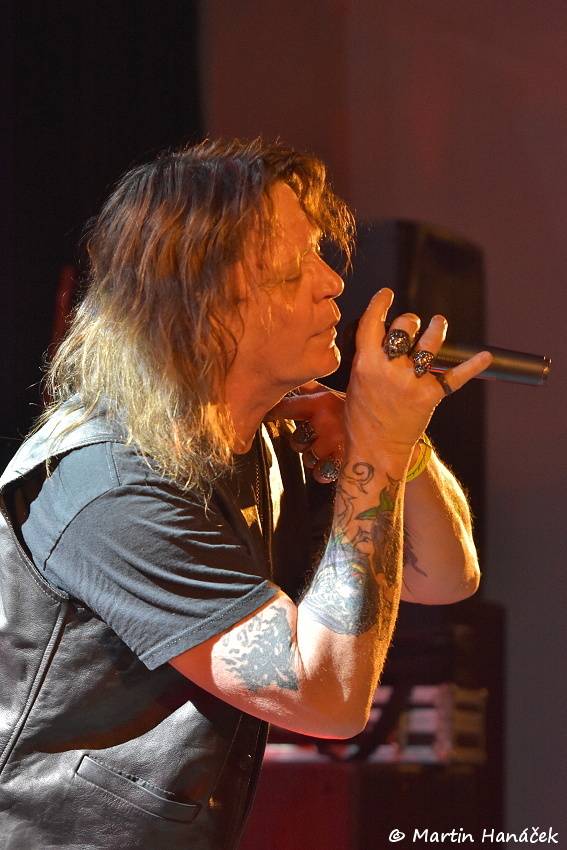 David Reece, bývalý zpěvák Accept, přijel se svými Sainted Sinners do Plzně