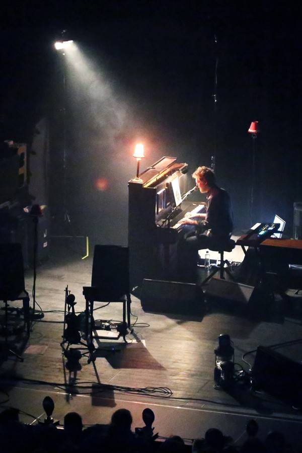 S Glenem Hansardem si v Sonu zahrál i fanoušek z davu. Za flašku