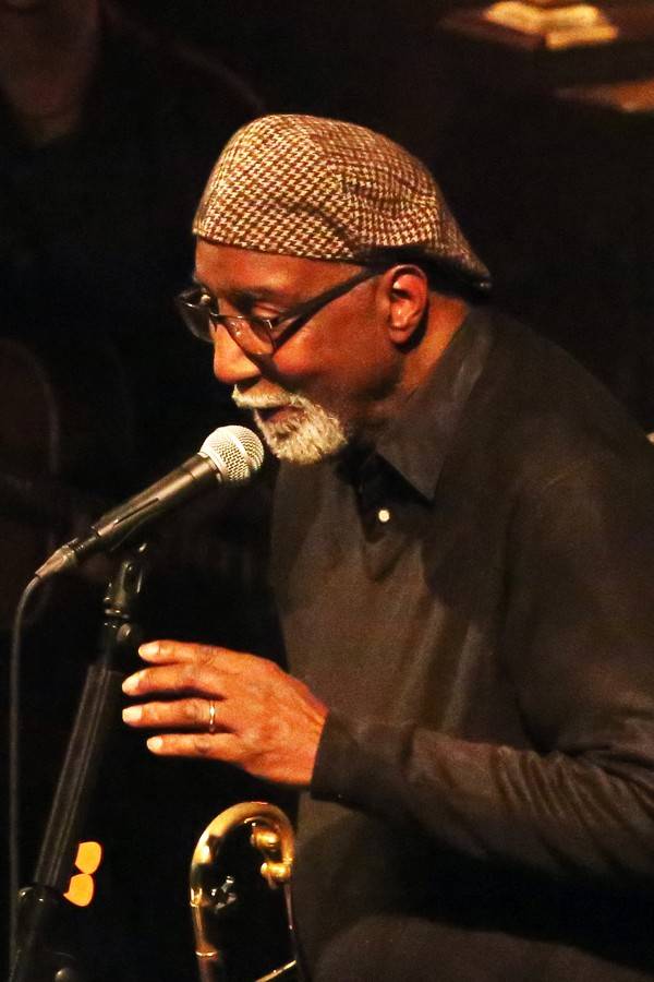 S Glenem Hansardem si v Sonu zahrál i fanoušek z davu. Za flašku