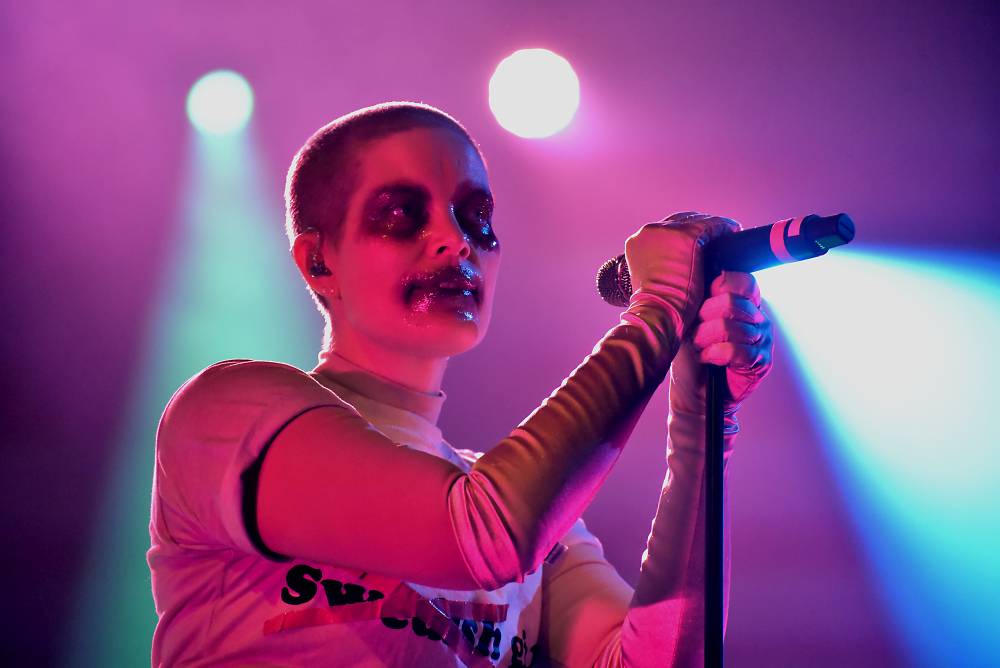 Fever Ray ve Foru Karlín ukázala svoji extrovertní stránku