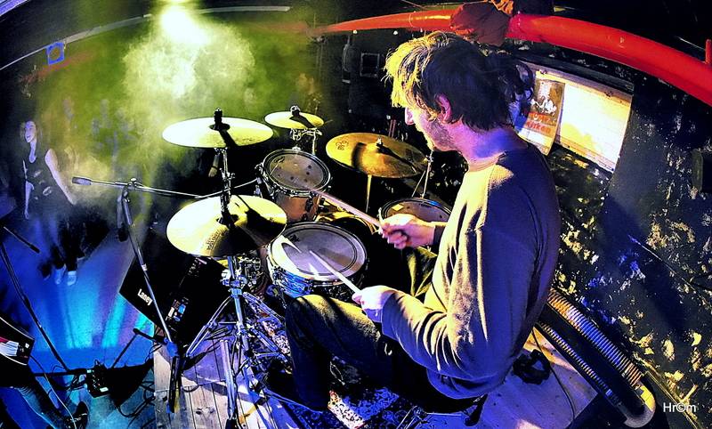 Márdi a Pítrs z Vypsané Fixy v Pardubicích doháněli vánoční resty