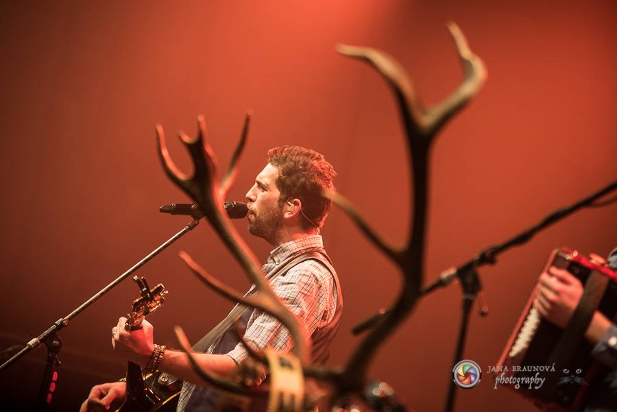 Jelen v DEPO2015 rozezpíval plzeňské fanoušky 