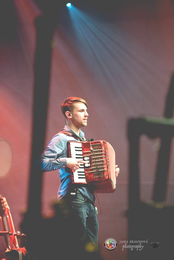 Jelen v DEPO2015 rozezpíval plzeňské fanoušky 