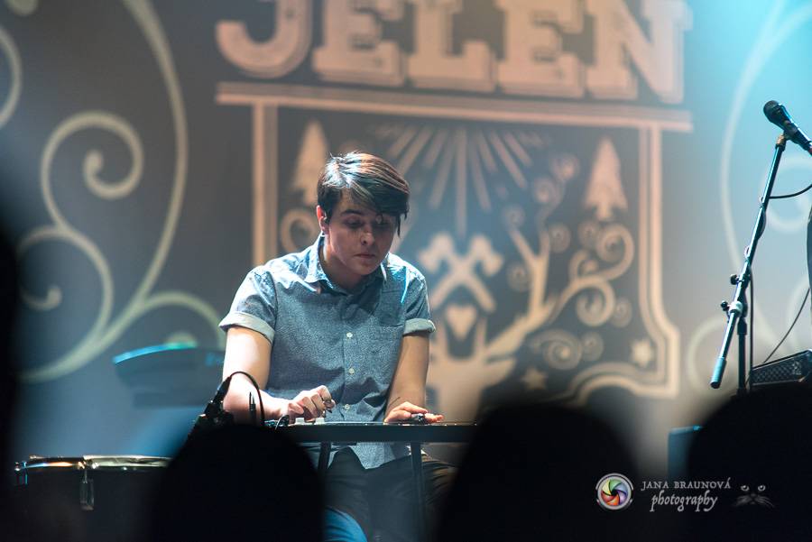 Jelen v DEPO2015 rozezpíval plzeňské fanoušky 