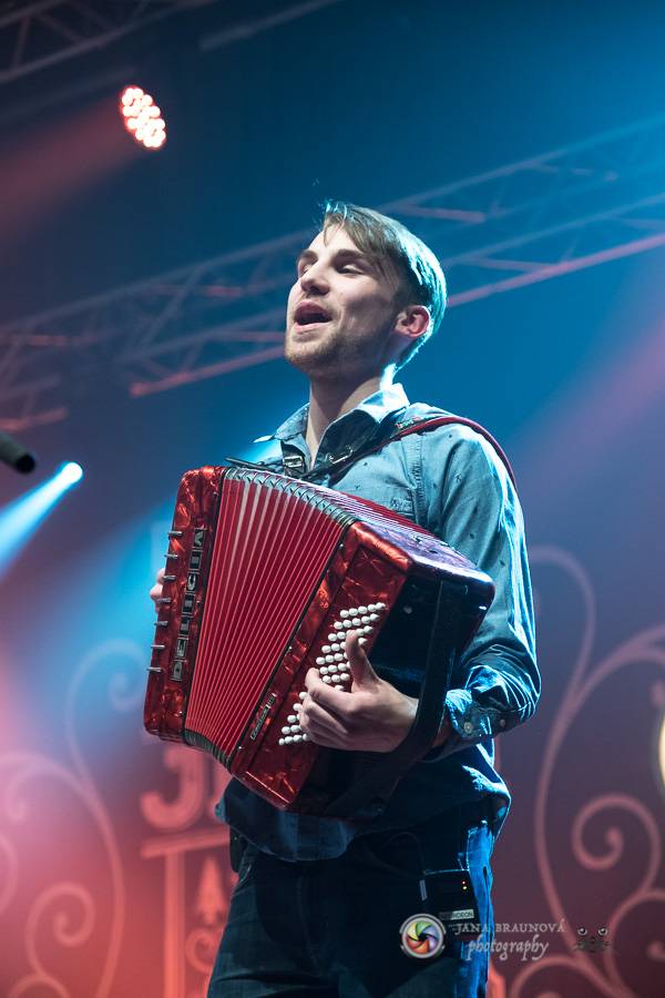 Jelen v DEPO2015 rozezpíval plzeňské fanoušky 