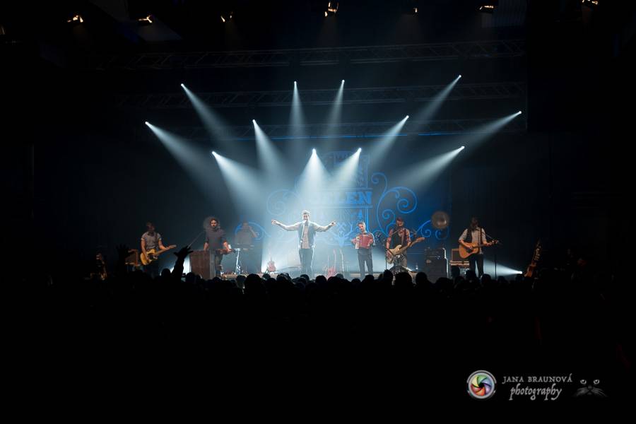 Jelen v DEPO2015 rozezpíval plzeňské fanoušky 