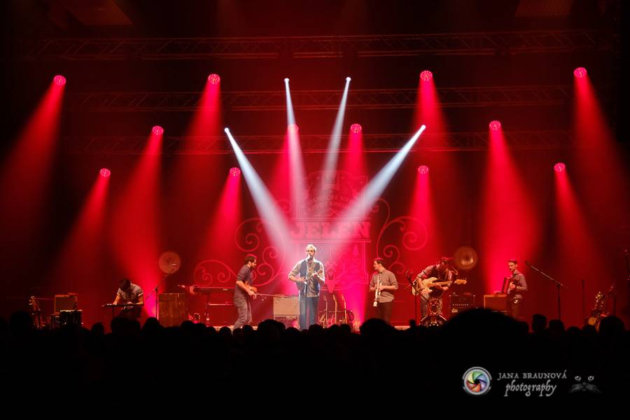 Jelen v DEPO2015 rozezpíval plzeňské fanoušky 