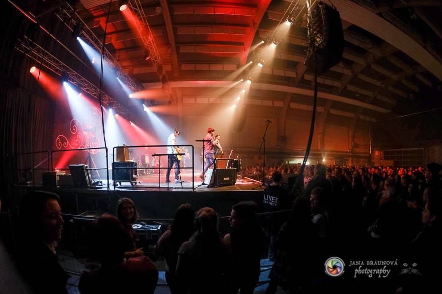 Jelen v DEPO2015 rozezpíval plzeňské fanoušky 