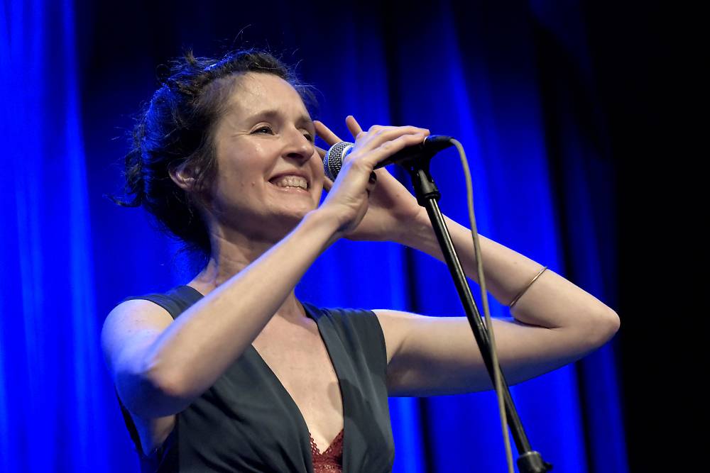 Moravské lidové písně zněly Palácem Akropolis v podání Julie Úlehly