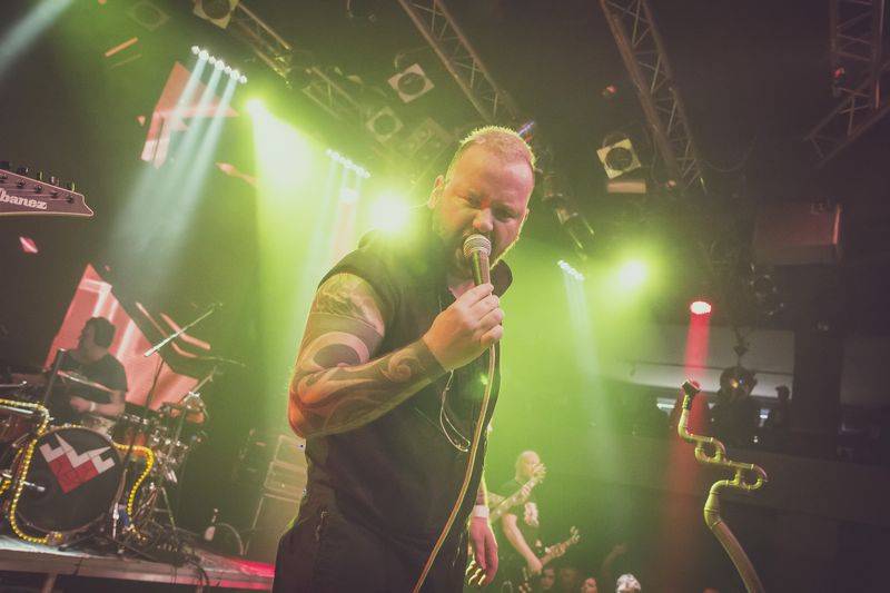 Cocotte Minute sejmuli Lucerna Music Bar, asistovali jim Pio Squad