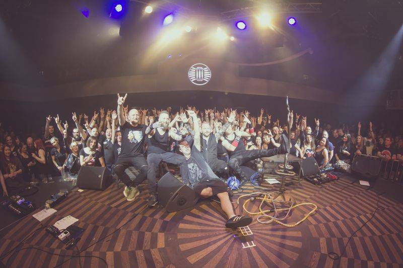 Cocotte Minute sejmuli Lucerna Music Bar, asistovali jim Pio Squad