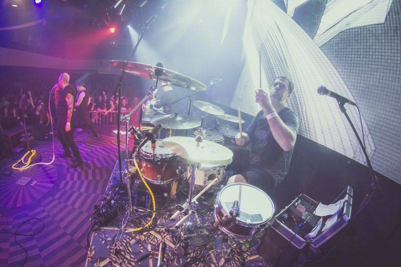 Cocotte Minute sejmuli Lucerna Music Bar, asistovali jim Pio Squad