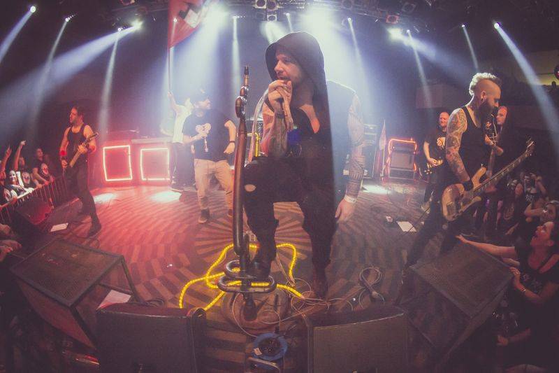 Cocotte Minute sejmuli Lucerna Music Bar, asistovali jim Pio Squad