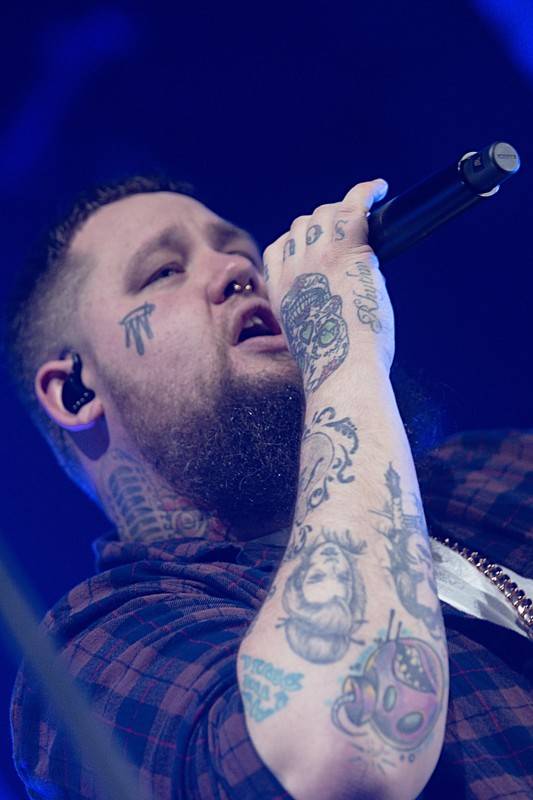 Rag'n'Bone Man ukázal pražskému Foru Karlín svou duši i srdce