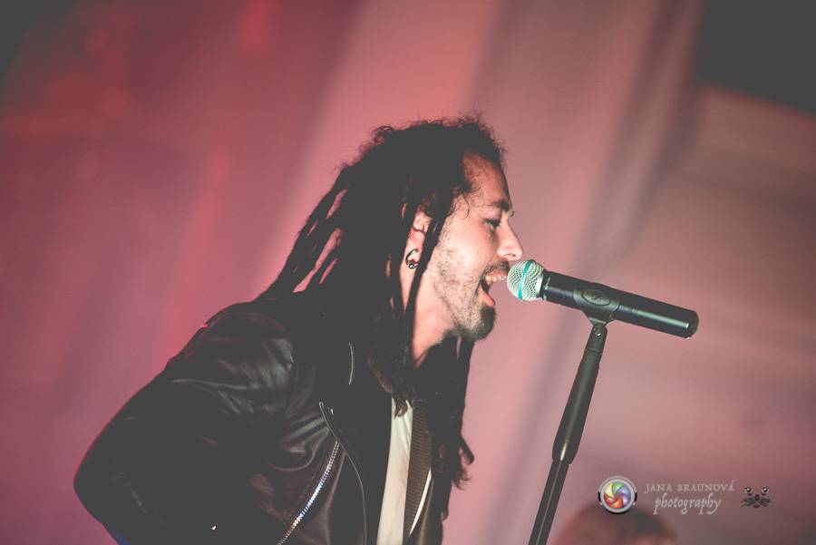 Mandrage i v plzeňském Pekle rozbalili svou strhující světelnou show