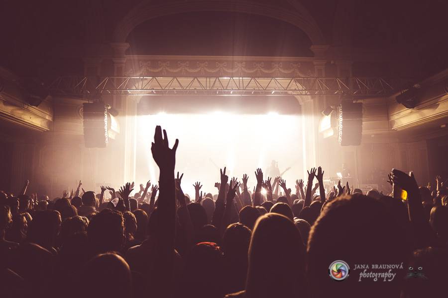 Mandrage i v plzeňském Pekle rozbalili svou strhující světelnou show