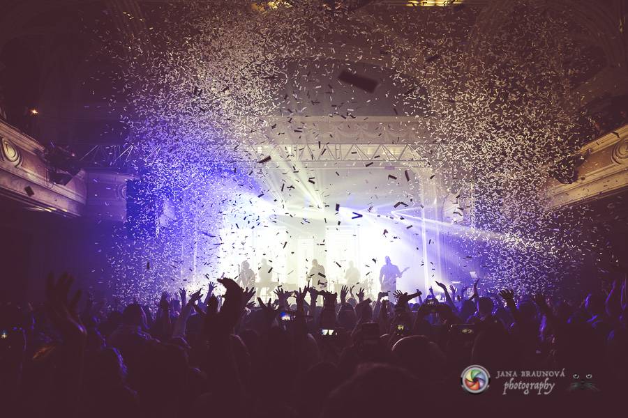 Mandrage i v plzeňském Pekle rozbalili svou strhující světelnou show