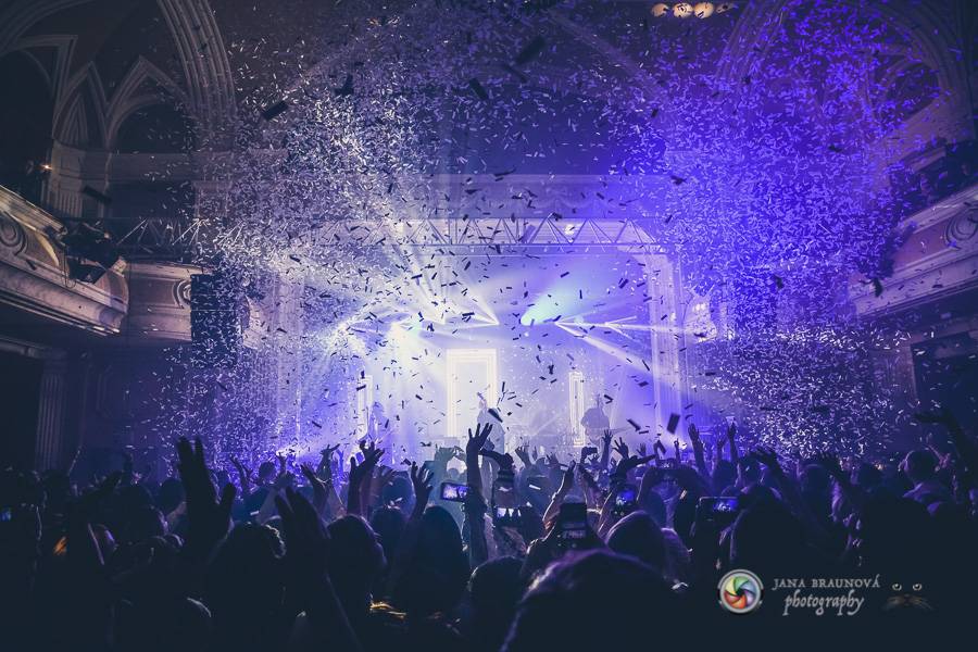 Mandrage i v plzeňském Pekle rozbalili svou strhující světelnou show