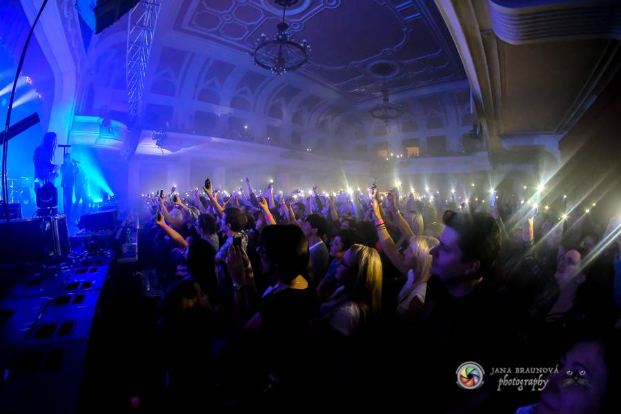 Mandrage i v plzeňském Pekle rozbalili svou strhující světelnou show