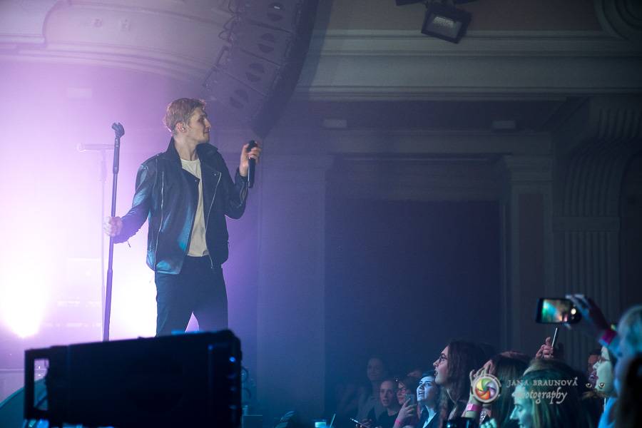 Mandrage i v plzeňském Pekle rozbalili svou strhující světelnou show