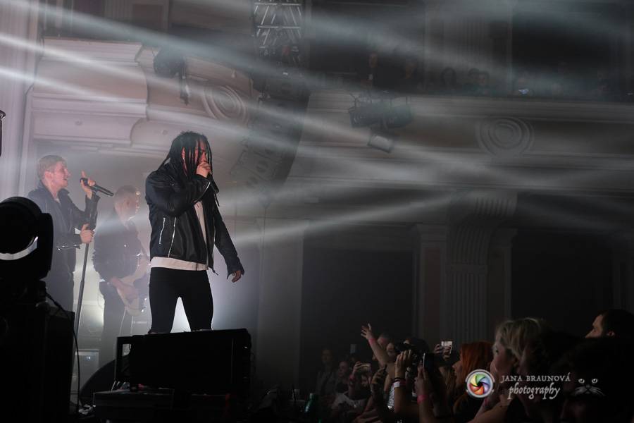 Mandrage i v plzeňském Pekle rozbalili svou strhující světelnou show