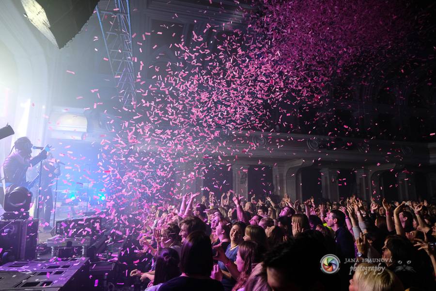 Mandrage i v plzeňském Pekle rozbalili svou strhující světelnou show