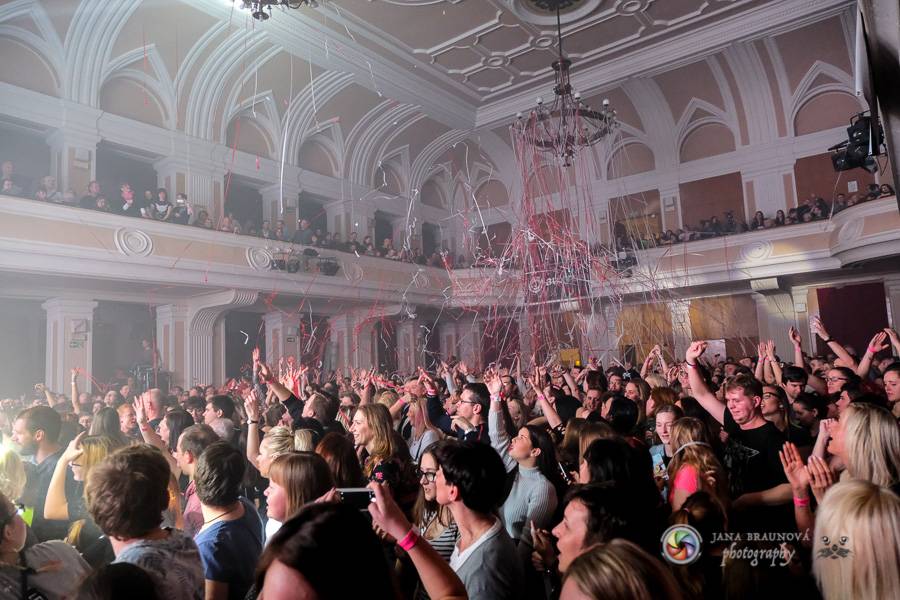 Mandrage i v plzeňském Pekle rozbalili svou strhující světelnou show