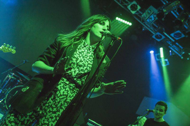 Klara & The Pop příjemně rozvlnila pražský Lucerna Music Bar