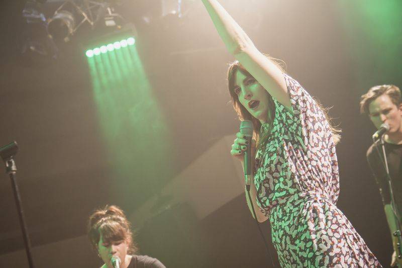 Klara & The Pop příjemně rozvlnila pražský Lucerna Music Bar