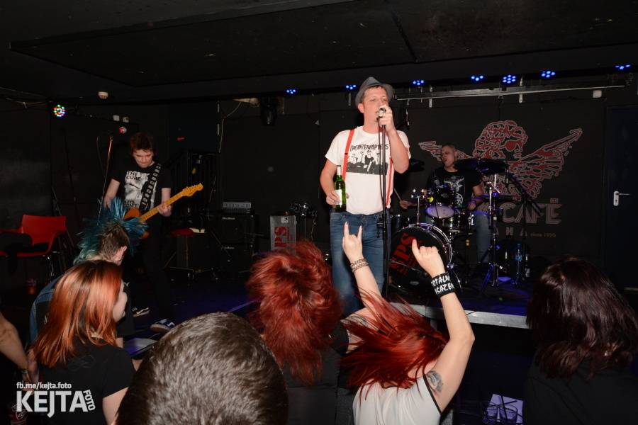 SPS oslavili 30 let i v Praze, punkový večírek rozjeli v Rock Café