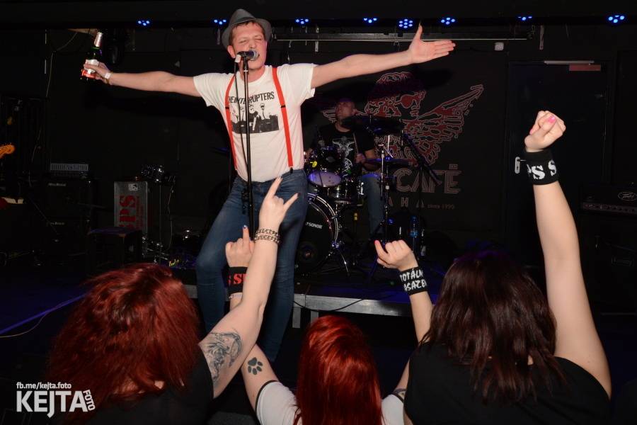 SPS oslavili 30 let i v Praze, punkový večírek rozjeli v Rock Café