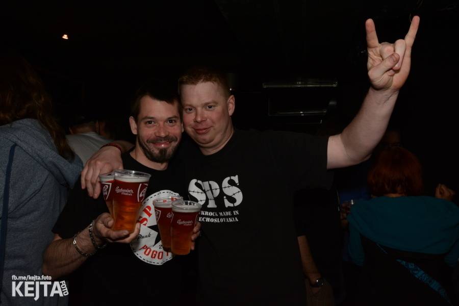 SPS oslavili 30 let i v Praze, punkový večírek rozjeli v Rock Café