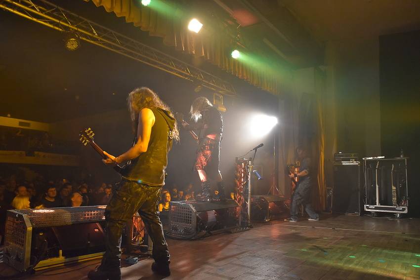 Doga oslavila 30 let v plzeňské Šeříkovce, přivezla s sebou i Komunál a Booters