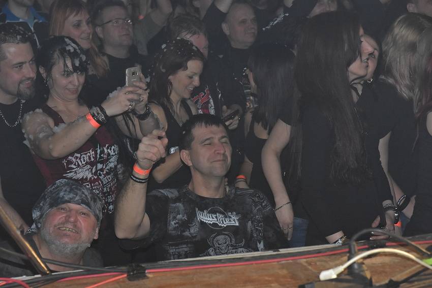 Doga oslavila 30 let v plzeňské Šeříkovce, přivezla s sebou i Komunál a Booters