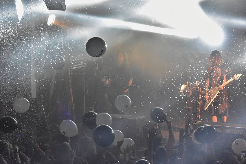 Doga oslavila 30 let v plzeňské Šeříkovce, přivezla s sebou i Komunál a Booters