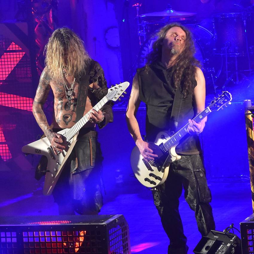 Doga oslavila 30 let v plzeňské Šeříkovce, přivezla s sebou i Komunál a Booters