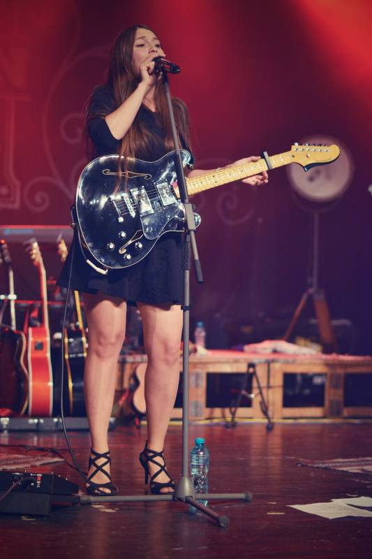 Na Vysočině byl spatřen Jelen. Fanoušky bavil i ve Žďáru nad Sázavou