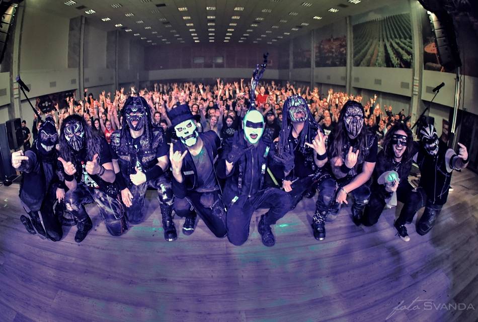 Dymytry slavili ve Znojmě 15 let pod maskou, přijeli i němečtí Hämatom