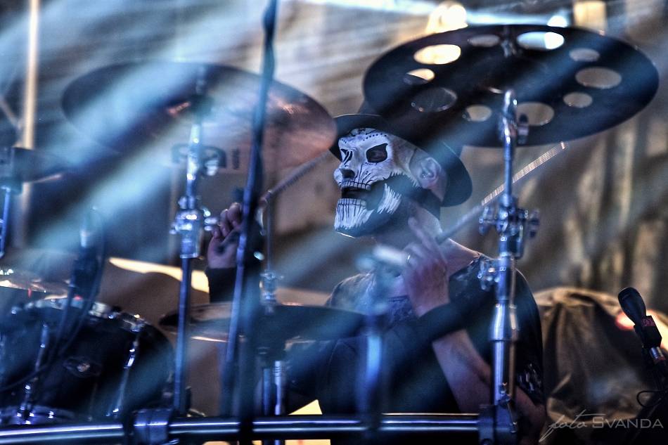 Dymytry slavili ve Znojmě 15 let pod maskou, přijeli i němečtí Hämatom