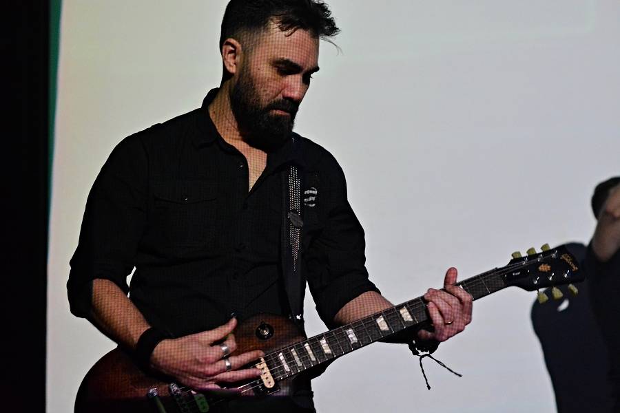 N.O.H.A. strhla brněnské diváky kvalitní hudbou, ale i dechberoucí projekcí 