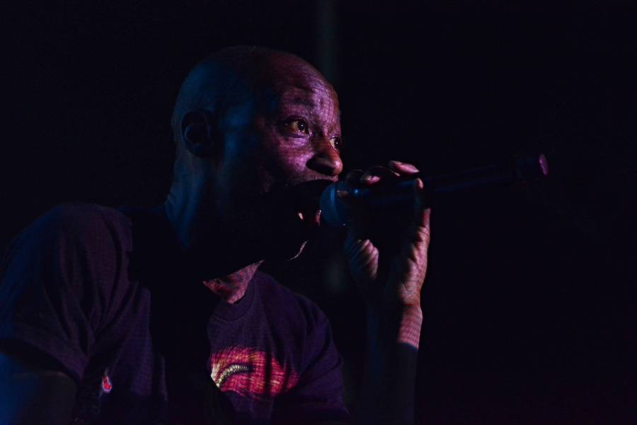 N.O.H.A. strhla brněnské diváky kvalitní hudbou, ale i dechberoucí projekcí 