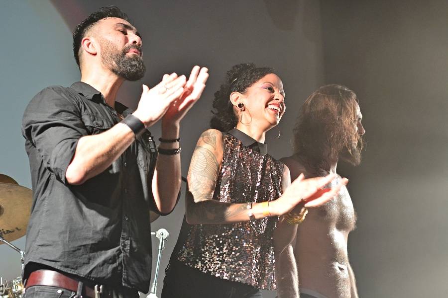 N.O.H.A. strhla brněnské diváky kvalitní hudbou, ale i dechberoucí projekcí 