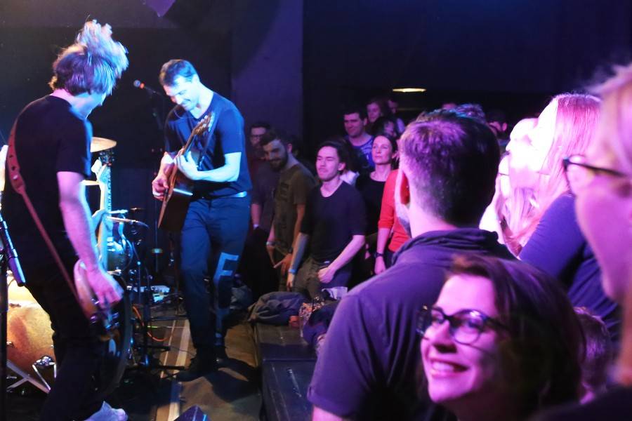 Tata Bojs proměnili brněnský Kabinet Múz v saunu