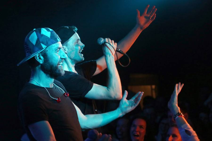 Tata Bojs proměnili brněnský Kabinet Múz v saunu