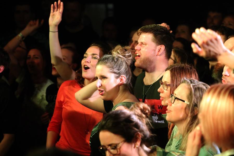 Tata Bojs proměnili brněnský Kabinet Múz v saunu