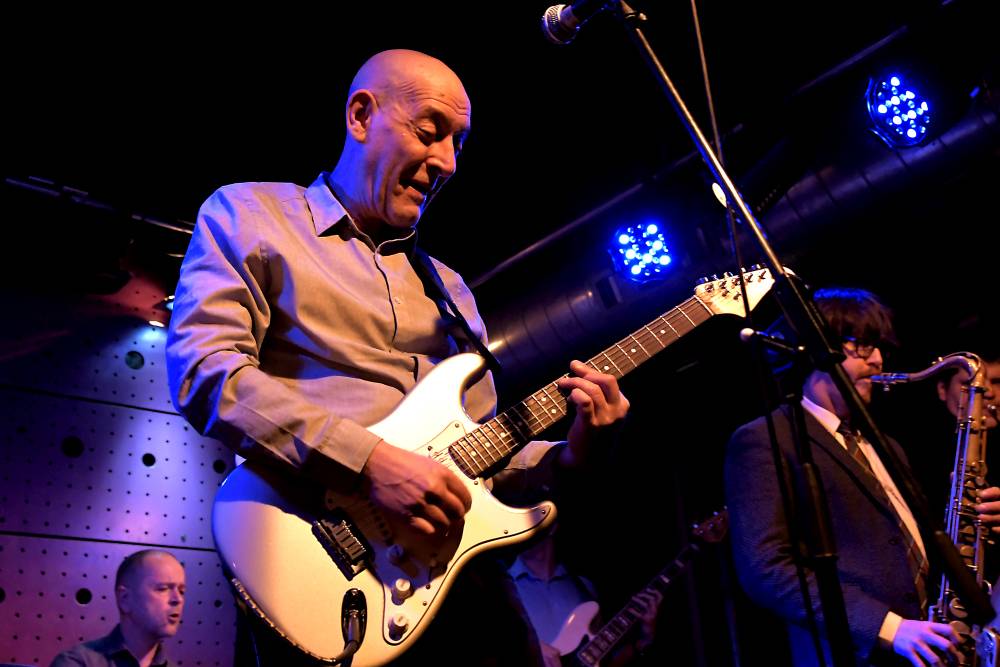 Rene Trossman a Little Big Band naplnili Jazz Dock syrovým chicagským blues